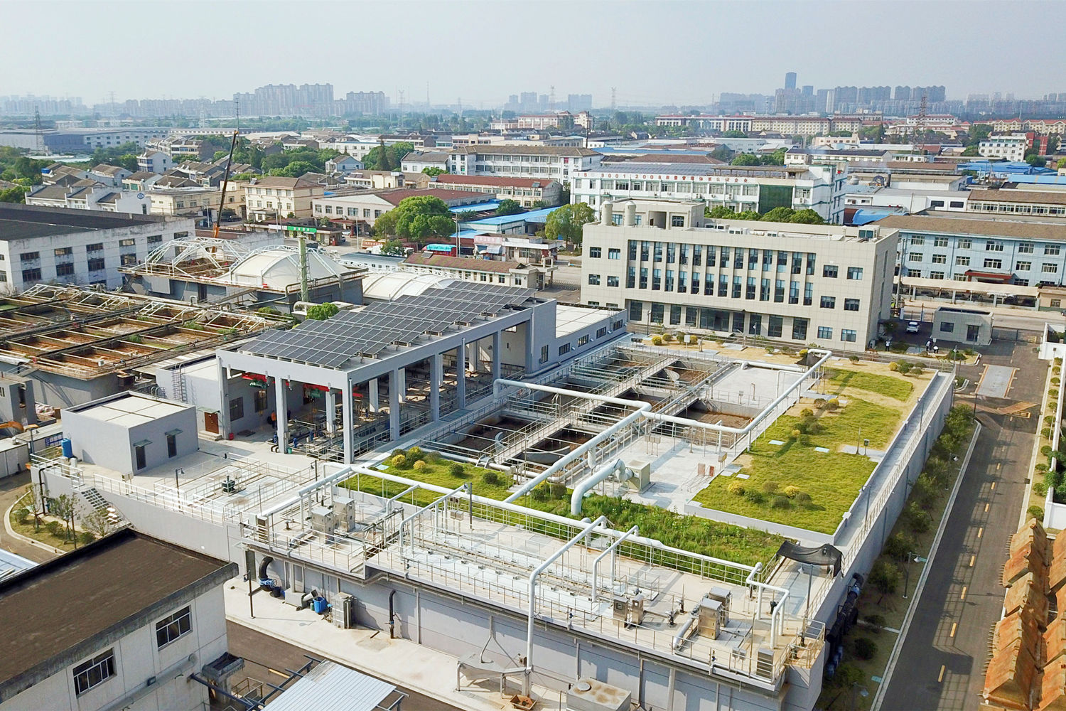 ��ĸ�ٰl(f��)չ����(chu��ng)�^�M(j��n)�V��ƪ